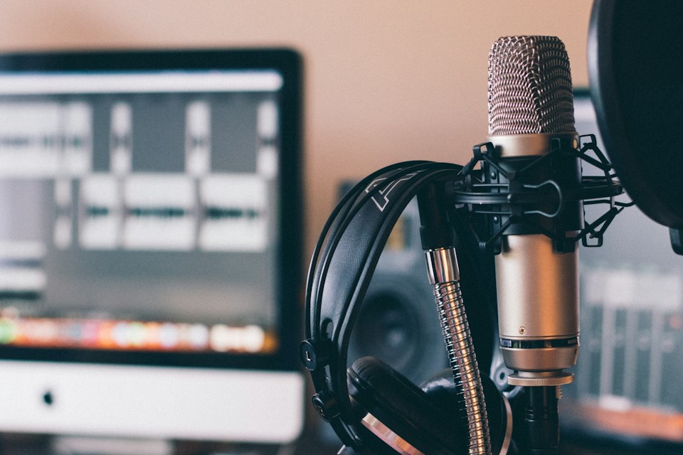 Foto ilustrasi Studio Podcast